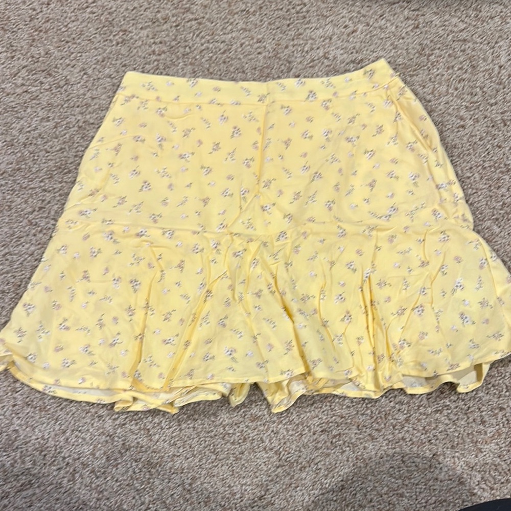Hollister Yellow Skater Mini Skirt with Ruffled Tiers